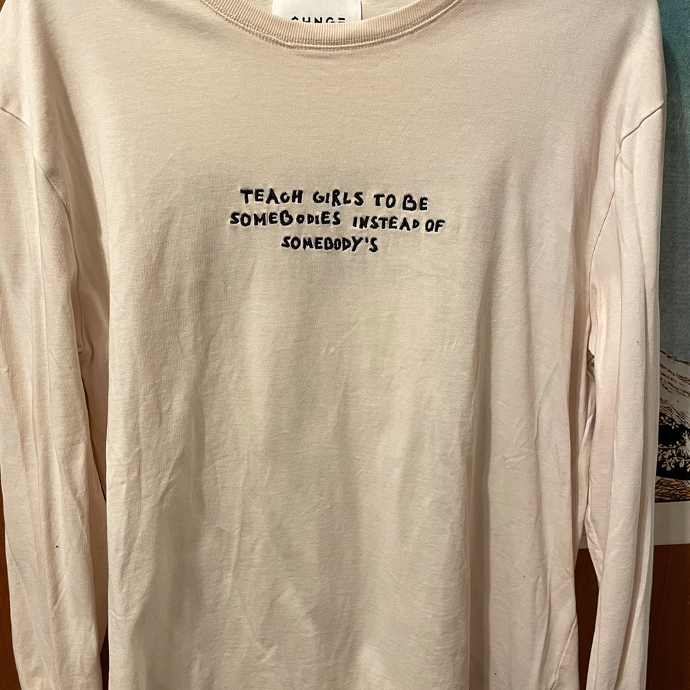Change long sleeve t-shirt